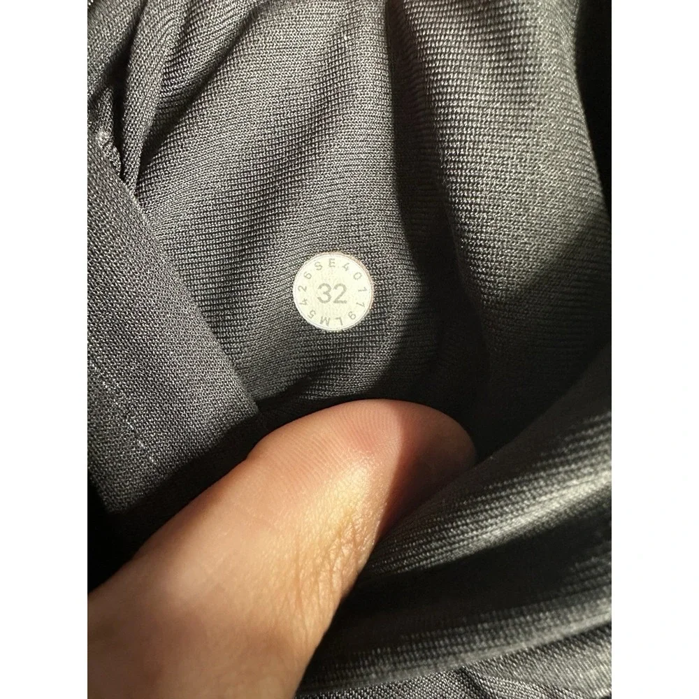 Lululemon MSRP $138  ABC Classic-Fit 5 Pocket Pant Warpstreme Black Size 32
